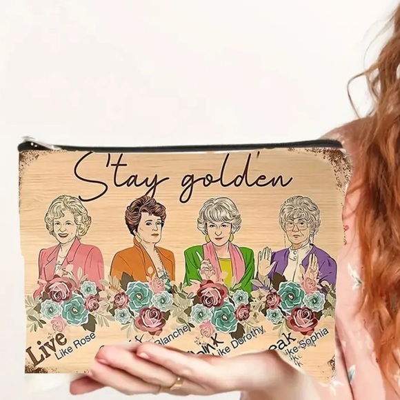 Stay Golden Lightweight Travel Makeup Organizer - Picture 2 of 3